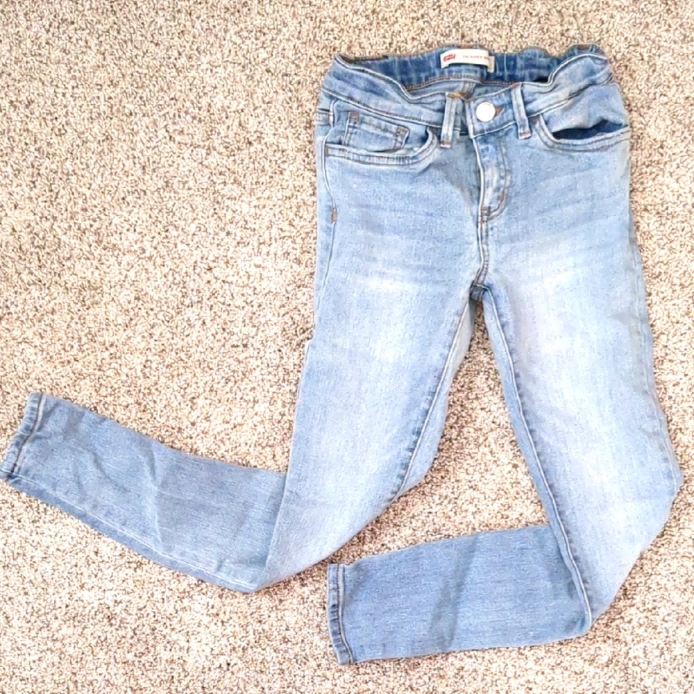 Girl's Levi's 710 Super Skinny (8 Regular)